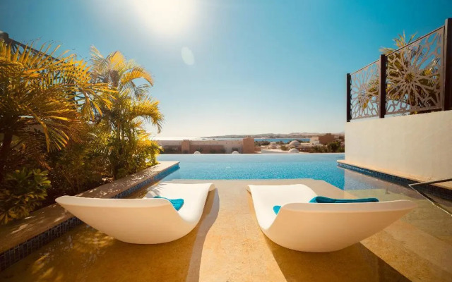 Fort Arabesque Resort, Spa & Villas