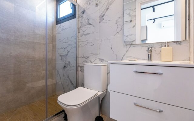 Yamas Urban Living Spiridonons