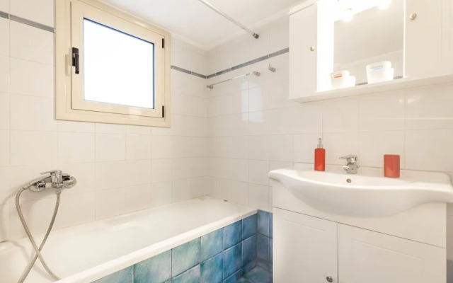 3 bedroom apartment with big balconies in Pagrati