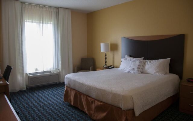 Fairfield Inn & Suites Bedford