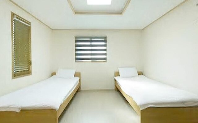 Hub Guest House