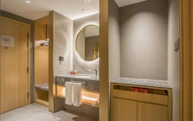 Orange Hotel Select Tianjin Fifth Avenue