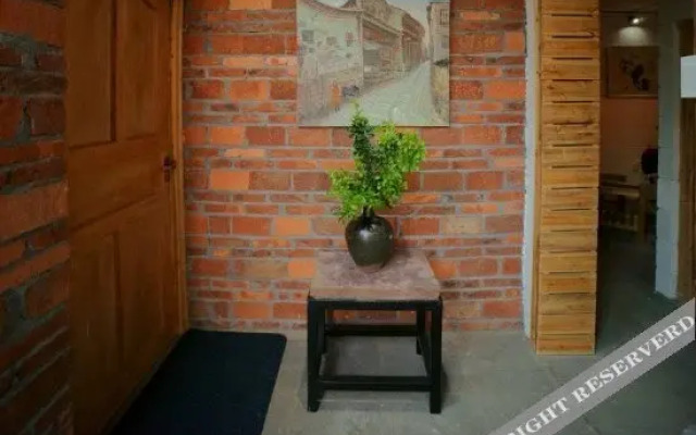 Xiangyu Yangguang Gallery Inn