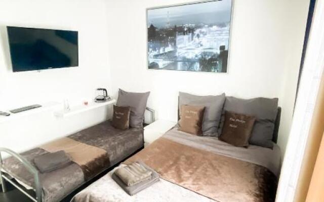 Tau Design Hotel