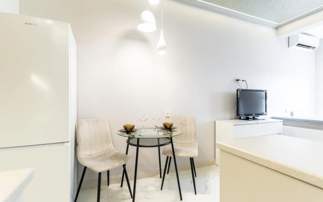LetoApart on Tamanskaya street 121k16