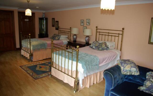 OYO Craigadam Hotel