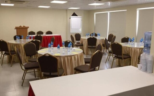 Muscat Hills Hotel