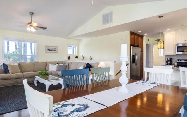 Southern Charm by Oak Island Accommodations