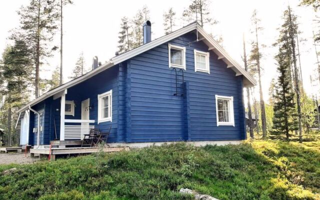 Holiday Home Ylläs mustikka b