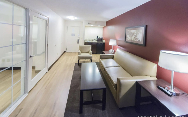 Red Roof Inn PLUS+ Raleigh Downtown – NCSU/Conv Center