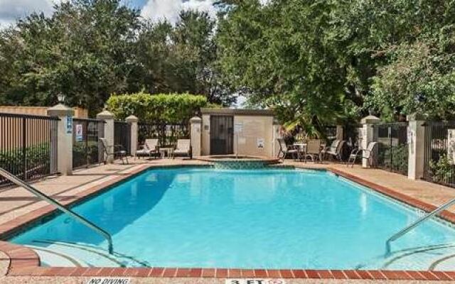 Champions Club and Hotel, Houston Westchase