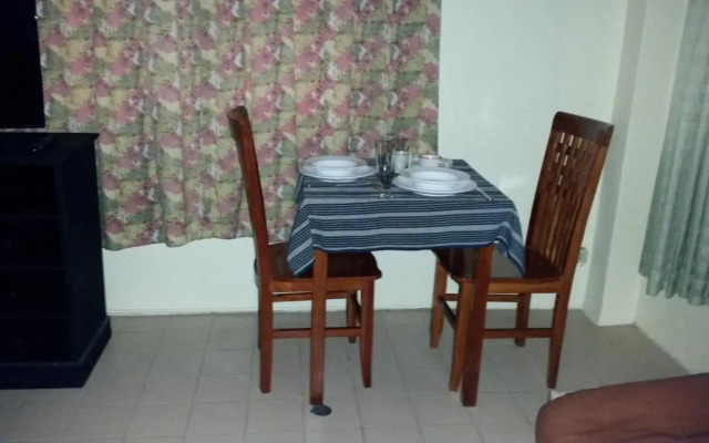 Indogee Apartments