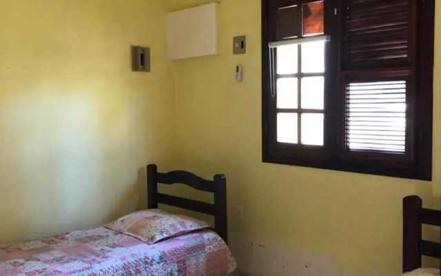 Casa de 4 quartos á 6Km da praia de Lagoinha-ce