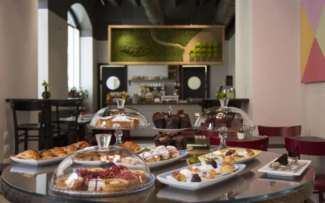 Savona 18 Suites
