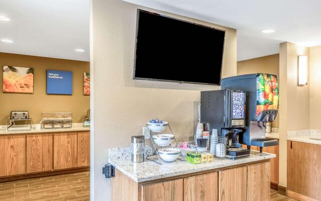 Comfort Inn & Suites Albuquerque Downtown