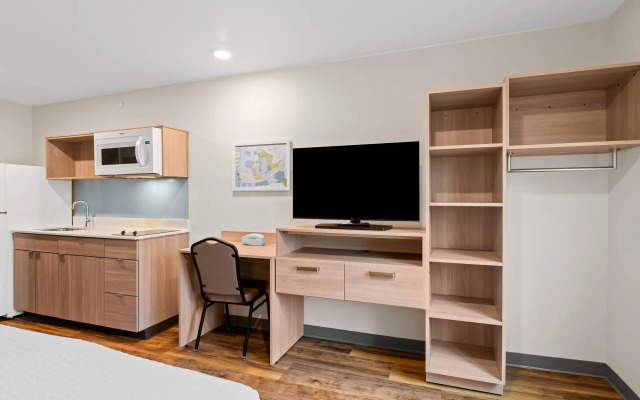 WoodSpring Suites Richmond Airport