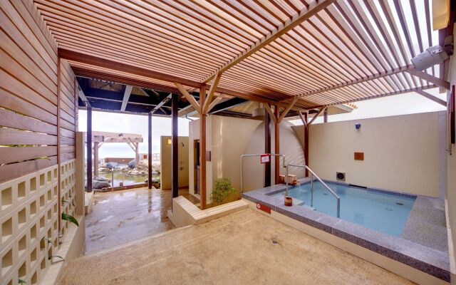 Ryukyu Onsen Senagajima Hotel