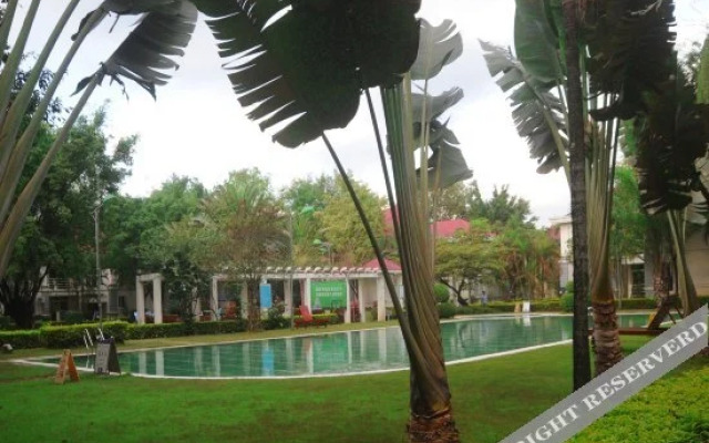 Yurui Hot Spring Garden Hotel