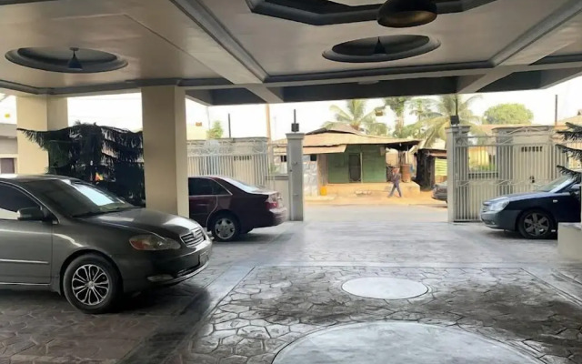 Delve Hotel and Suites