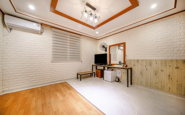 Sangju Stay 201 Hotel