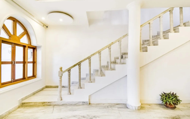 Capital O 23129 Chelsea Palace