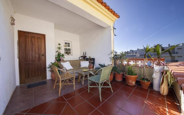 B47 - Walkway Beach View Apartment