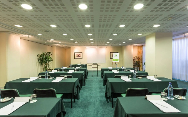 Holiday Inn Lisbon by IHG