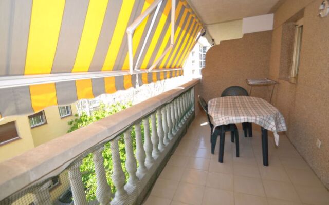 Apartment Albeniz La Pineda