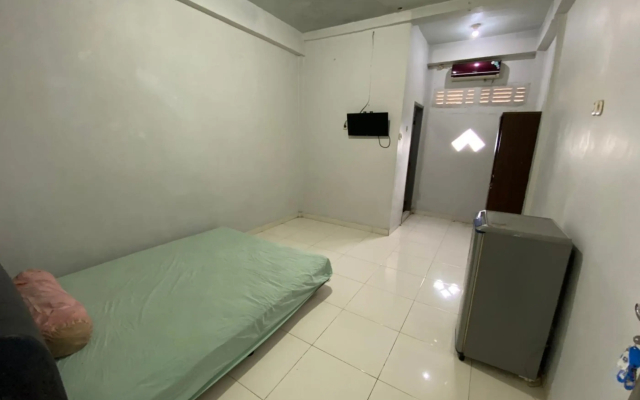 Pondok Elit Kos 888