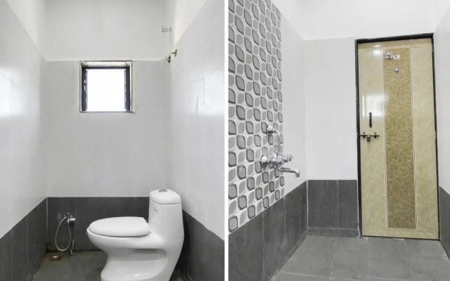 Hotel Bawarchi Lodge by OYO Rooms