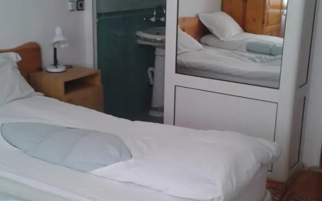 Topuzovi Guest House