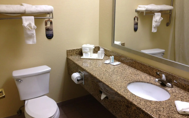 Quality Inn & Suites Little Rock West