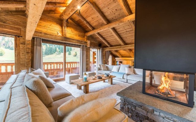 Le Lodge Rodzina, Luxueux chalet jacuzzi 12-14pers, by LocationlacAnnecy, LLA Selections