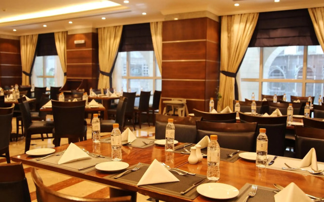 Nozol Royal Inn Hotel