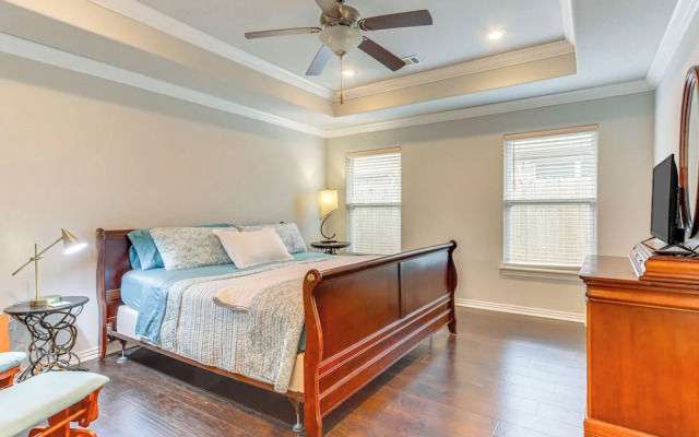 Fayetteville Home: Near University & Biking Trails