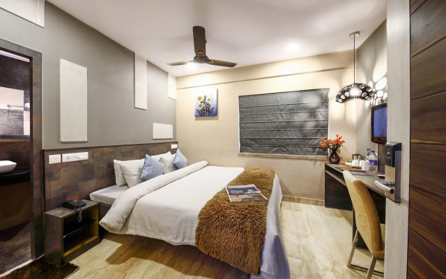 Hotel Narayani Enclave near Acropolis Mall kasba