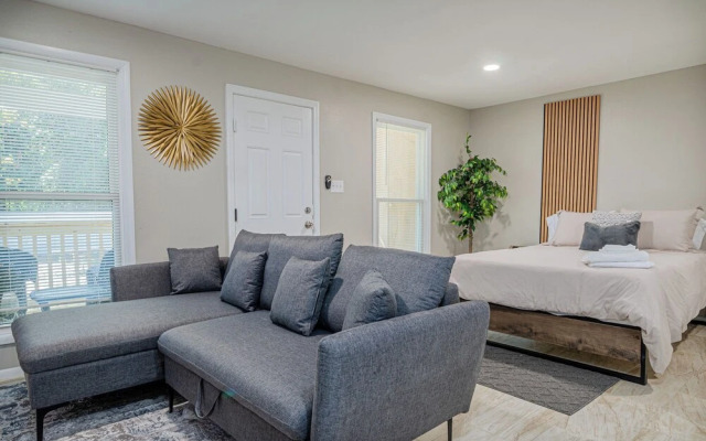 The Travelers Studio Columbus