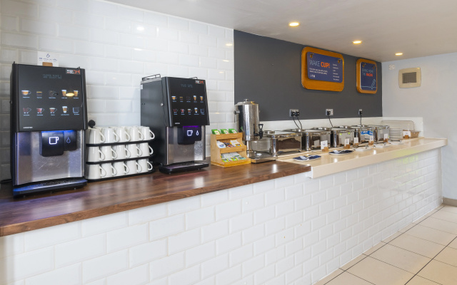 Express By Holiday Inn Warwick