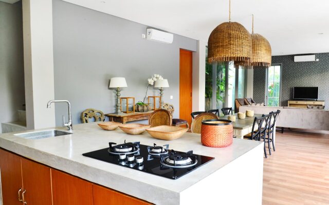 Jabu Beach Villa