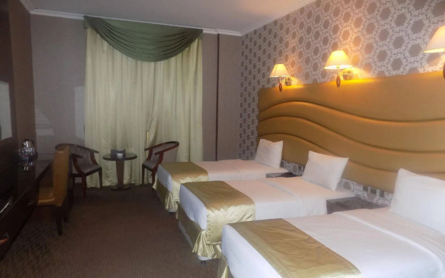 Kings Park Hotel