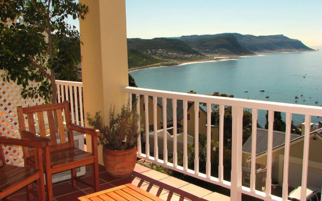 Albatross Guest House
