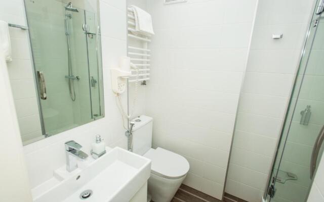 Apartment On Horodotska 13