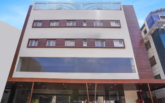 RG Suites Silkboard