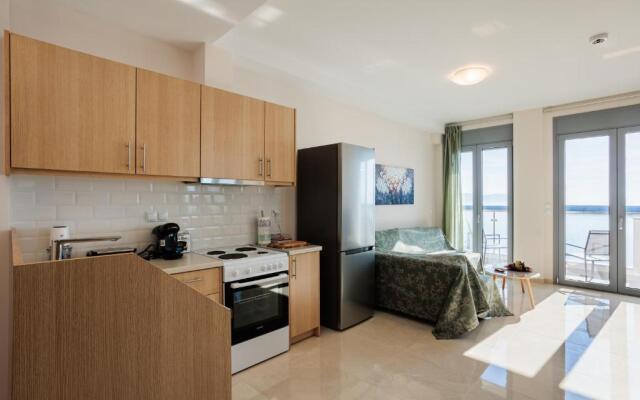 Georgia seaview apartment B1