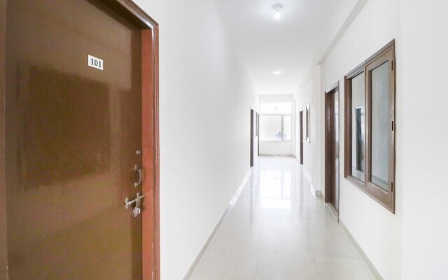 OYO 43300 Spring Woods Suites