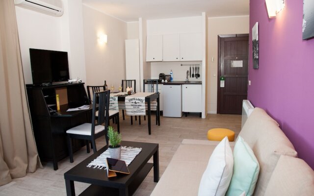 Orange Colom Seaside Apartments