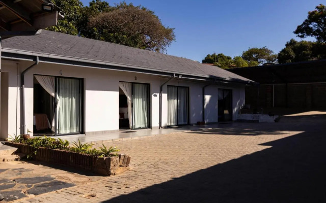 Mandulia Guest House