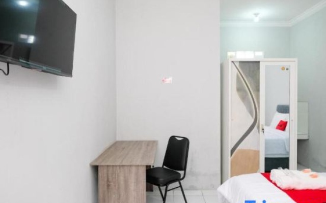 RedDoorz Syariah @ Joa Homestay Godean Sleman Yogyakarta – Guest Rooms – Sleman