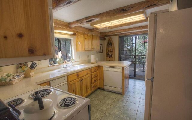 Zephyr Cabin by Lake Tahoe Accommodations