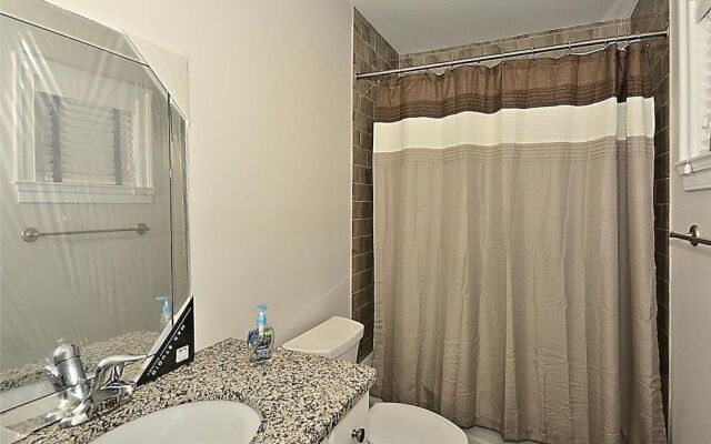 La Bella Vita by Long & Foster